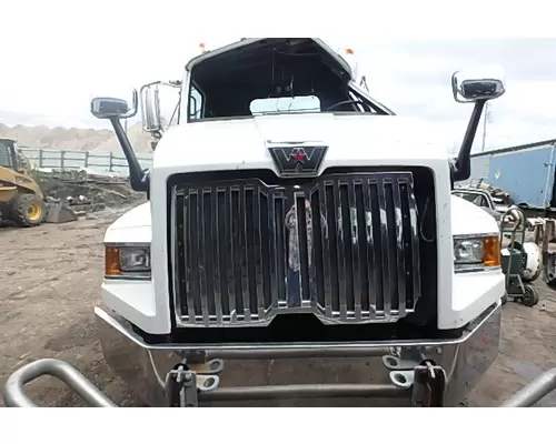 WESTERN STAR TRUCKS 4700 SB Hood