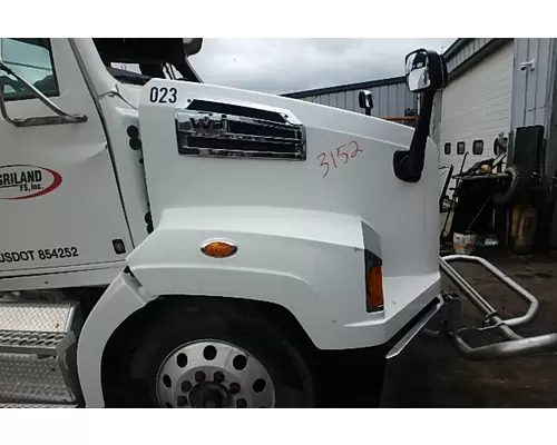 WESTERN STAR TRUCKS 4700 SB Hood