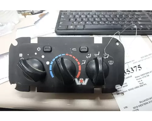 WESTERN STAR TRUCKS 4700 SB Temperature Control