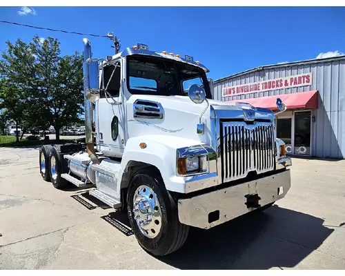 WESTERN STAR TRUCKS 4700 SB Used Trucks