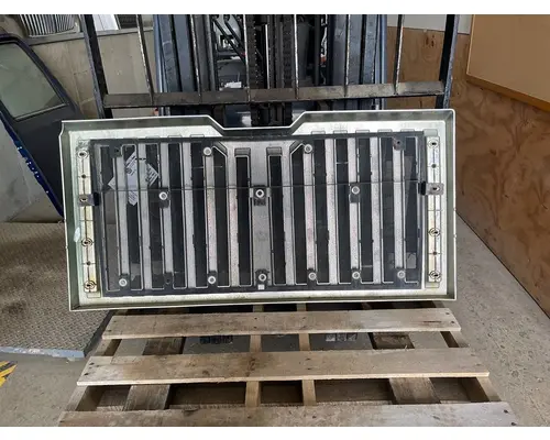 WESTERN STAR TRUCKS 4700 Grille