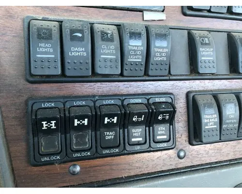 WESTERN STAR TRUCKS 4900 EX Dash Assembly