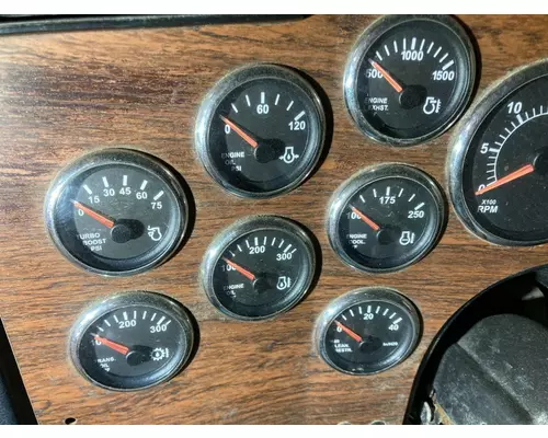 WESTERN STAR TRUCKS 4900 EX Instrument Cluster