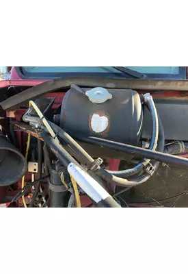 WESTERN STAR TRUCKS 4900 EX Radiator Overflow Bottle / Surge Tank