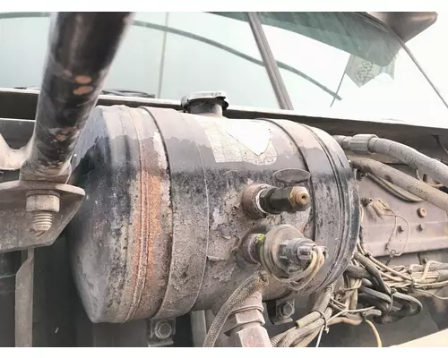 WESTERN STAR TRUCKS 4900 EX Radiator Overflow Bottle  Surge Tank
