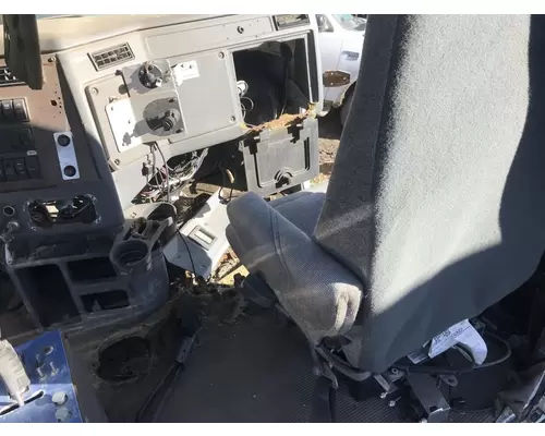 WESTERN STAR TRUCKS 4900 EX Seat (non-Suspension)