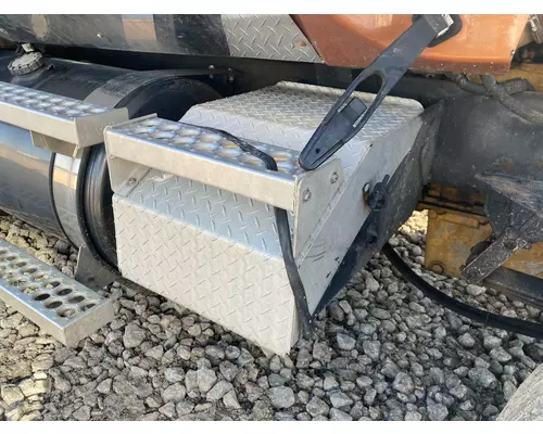 WESTERN STAR TRUCKS 4900 FA Battery Box