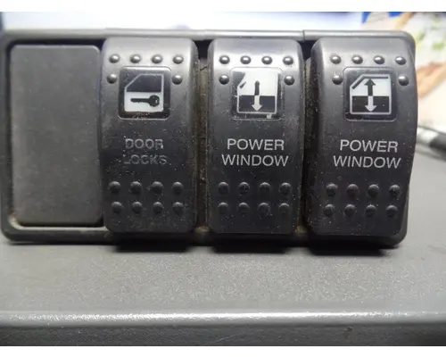 WESTERN STAR TRUCKS 4900 FA DashConsole Switch