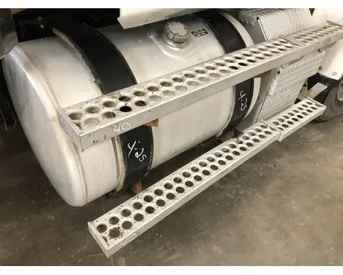 WESTERN STAR TRUCKS 4900 FA Fuel Tank Strap
