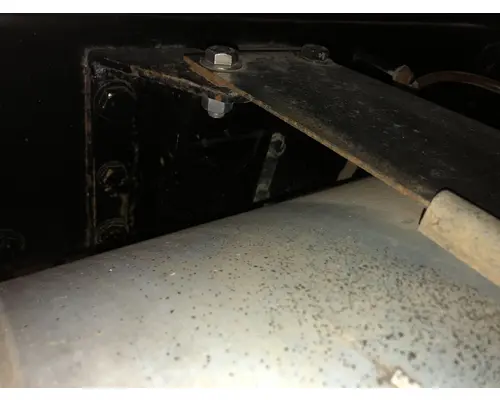 WESTERN STAR TRUCKS 4900 FA Fuel Tank Strap