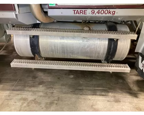 WESTERN STAR TRUCKS 4900 FA Fuel Tank Strap