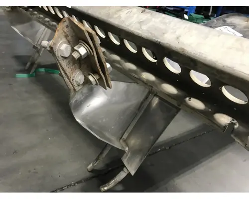 WESTERN STAR TRUCKS 4900 FA Fuel Tank Strap