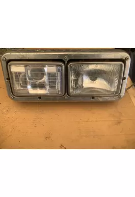 WESTERN STAR TRUCKS 4900 FA Headlamp Assembly