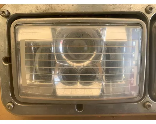 WESTERN STAR TRUCKS 4900 FA Headlamp Assembly