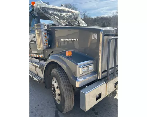 WESTERN STAR TRUCKS 4900 FA Hood