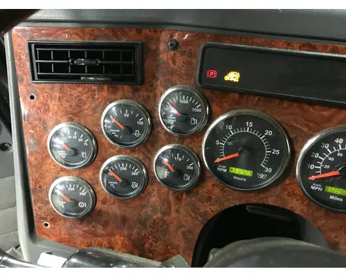 WESTERN STAR TRUCKS 4900 FA Instrument Cluster