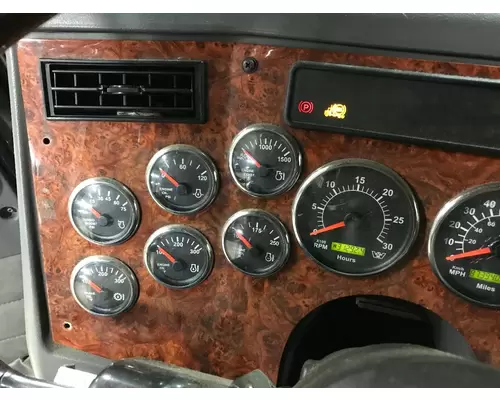 WESTERN STAR TRUCKS 4900 FA Instrument Cluster