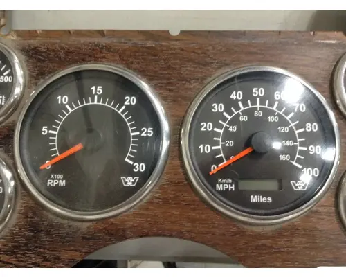 WESTERN STAR TRUCKS 4900 FA Instrument Cluster