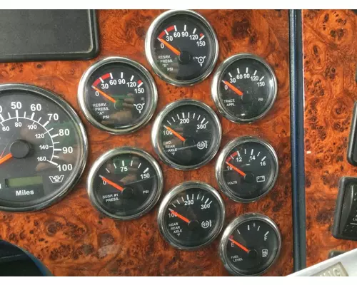 WESTERN STAR TRUCKS 4900 FA Instrument Cluster