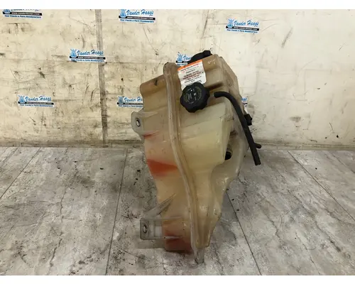 WESTERN STAR TRUCKS 4900 FA Radiator Overflow Bottle  Surge Tank