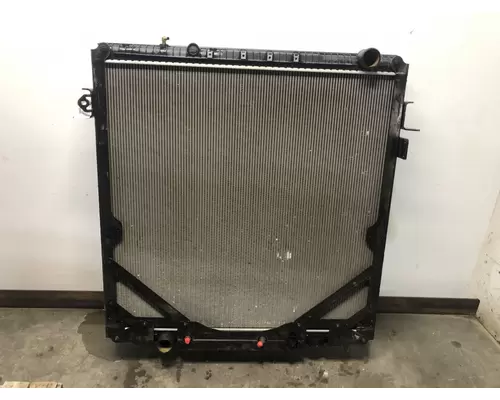 WESTERN STAR TRUCKS 4900 FA Radiator