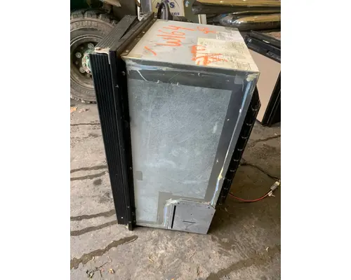 WESTERN STAR TRUCKS 4900 FA Refer Unit