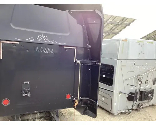 WESTERN STAR TRUCKS 4900 FA Sleeper Fairing