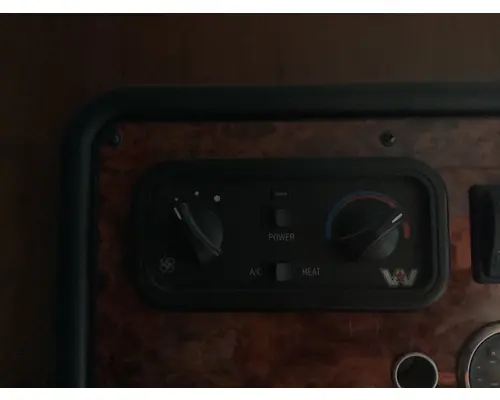 WESTERN STAR TRUCKS 4900 FA Sleeper