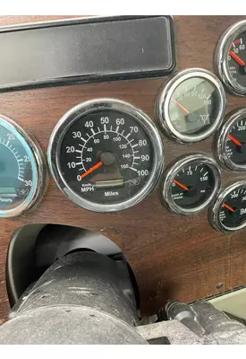 WESTERN STAR TRUCKS 4900 SA Instrument Cluster