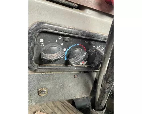 WESTERN STAR TRUCKS 4900 SA Temperature Control