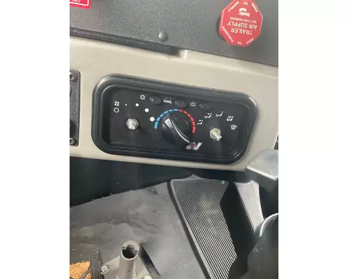 WESTERN STAR TRUCKS 4900 SA Temperature Control