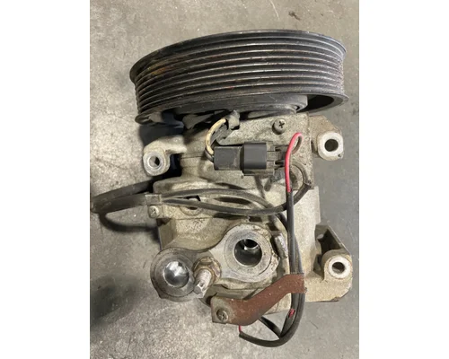 WESTERN STAR TRUCKS 4900SF Air Conditioner Compressor
