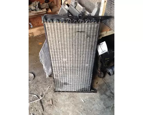 WESTERN STAR TRUCKS 4900 Air Conditioner Condenser