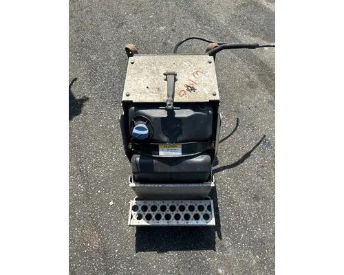 WESTERN STAR TRUCKS 4900 DEF Tank