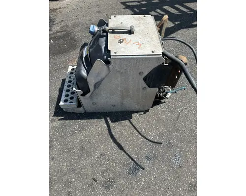 WESTERN STAR TRUCKS 4900 DEF Tank