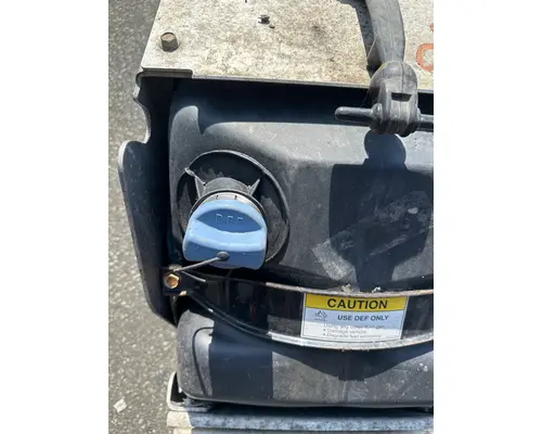 WESTERN STAR TRUCKS 4900 DEF Tank