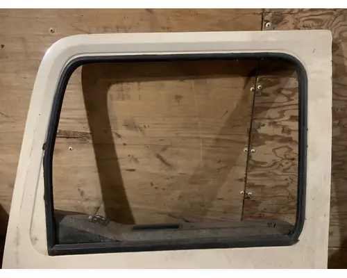 WESTERN STAR TRUCKS 4900 Door Assembly, Front