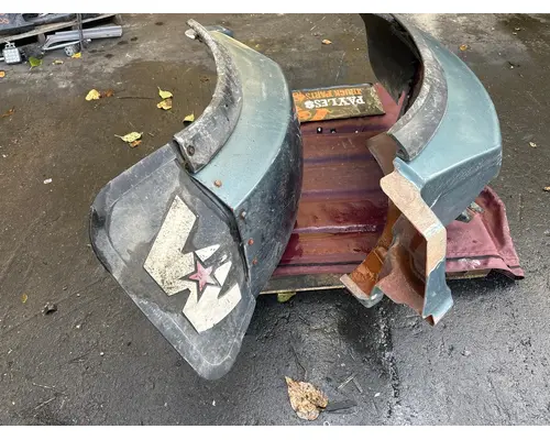 WESTERN STAR TRUCKS 4900 Fender