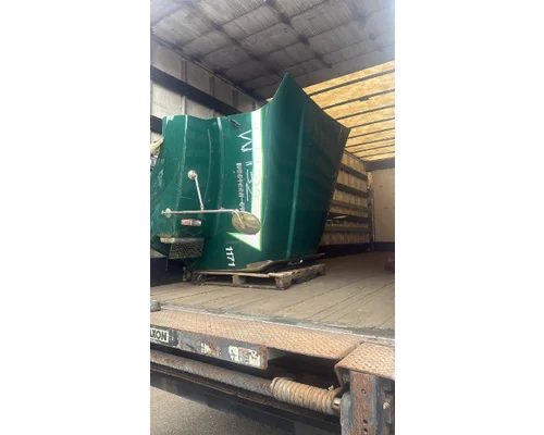 WESTERN STAR TRUCKS 4900 Hood
