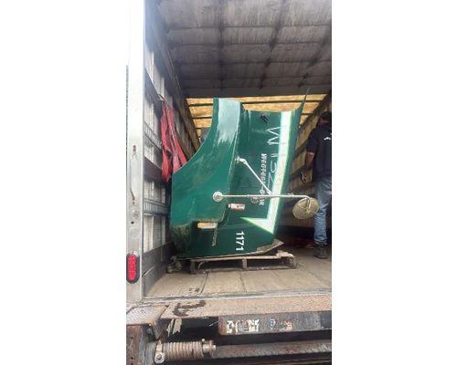 WESTERN STAR TRUCKS 4900 Hood