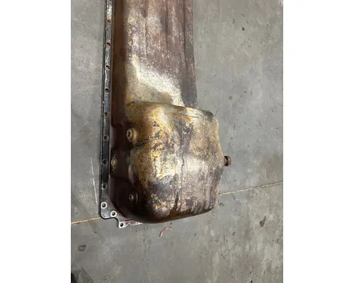 WESTERN STAR TRUCKS 4900 Oil Pan