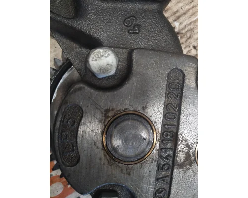 WESTERN STAR TRUCKS 4900 Oil Pump
