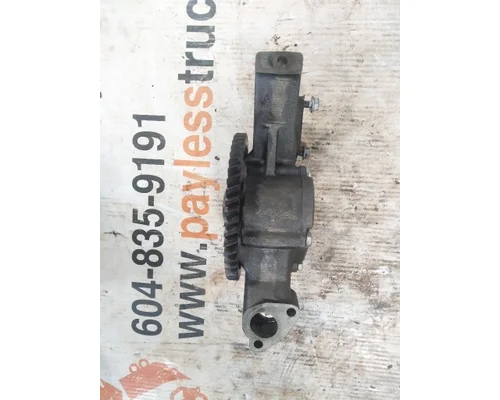 WESTERN STAR TRUCKS 4900 Oil Pump