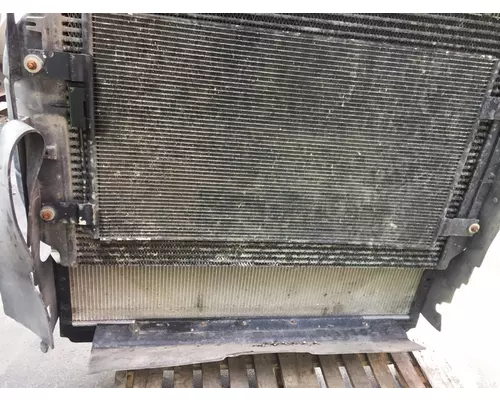 WESTERN STAR TRUCKS 4900 Radiator