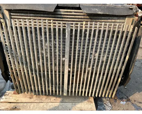 WESTERN STAR TRUCKS 4900 Radiator