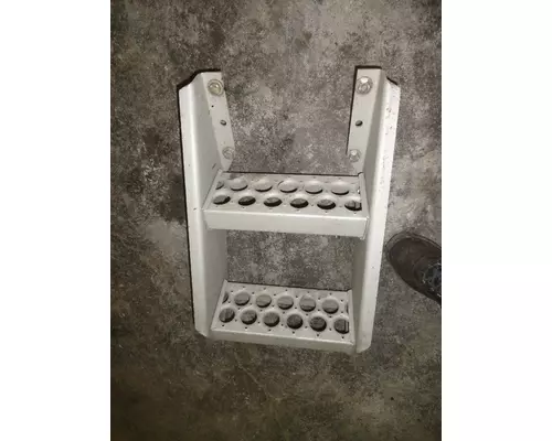 WESTERN STAR TRUCKS 4964F Frame Step