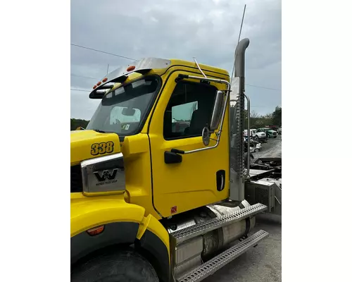 WESTERN STAR TRUCKS 49X Cab
