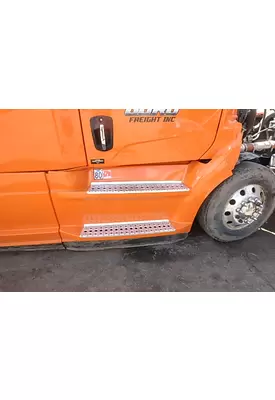 WESTERN STAR TRUCKS 5700 XE Side Fairing