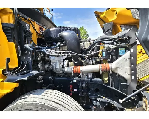WESTERN STAR TRUCKS 5700 XE Used Trucks