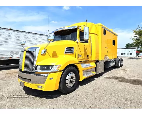 WESTERN STAR TRUCKS 5700 XE Used Trucks